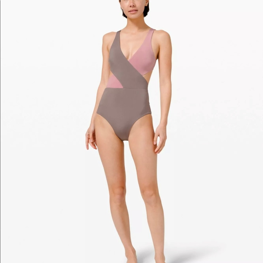 NWT Lululemon all that glimmers wrap one piece